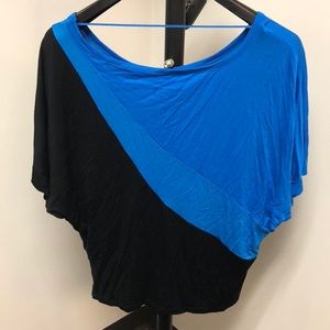 NWT INC Top-Size XL